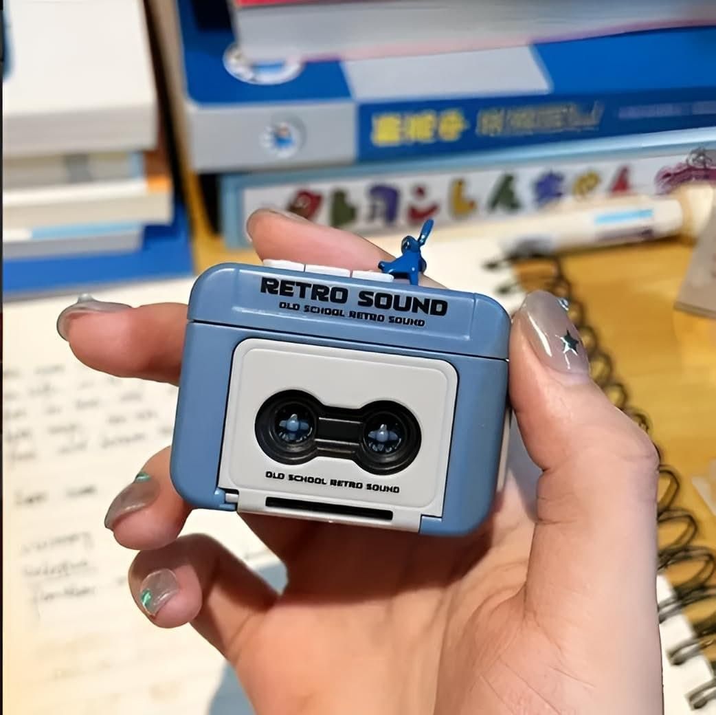 Retro Sound Mini Keychain – Pocket-Sized Audio Novelty Gadget